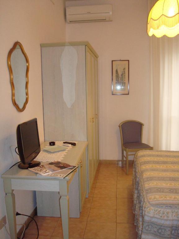 Hotel Villa Rona Forte dei Marmi Quarto foto
